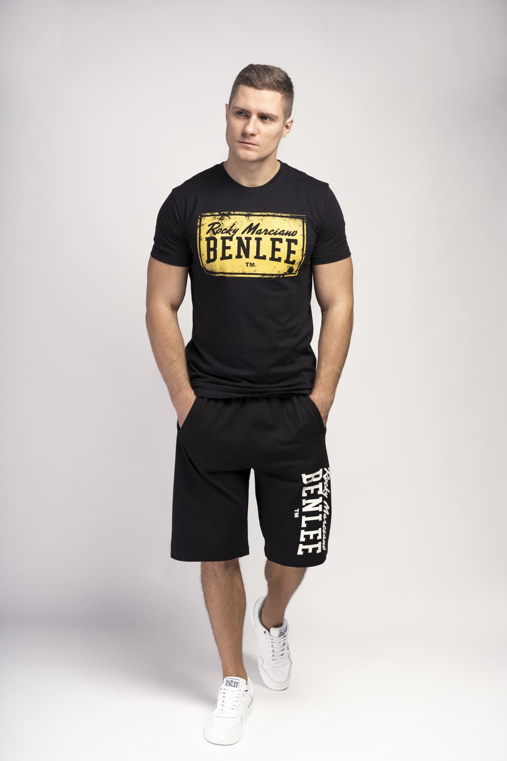 Benlee Men's Box Label Regular Fit Logo T-Shirt